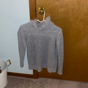grey forever 21 sweater size small only worn a few times